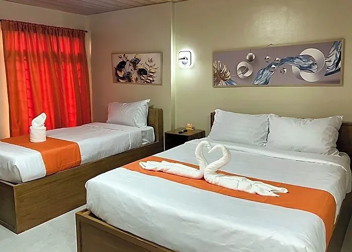 Hotel Algers 2*